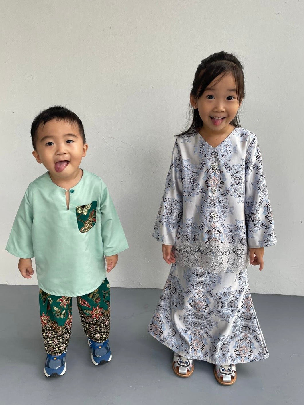 Zaheera Malay Costume (Loved)