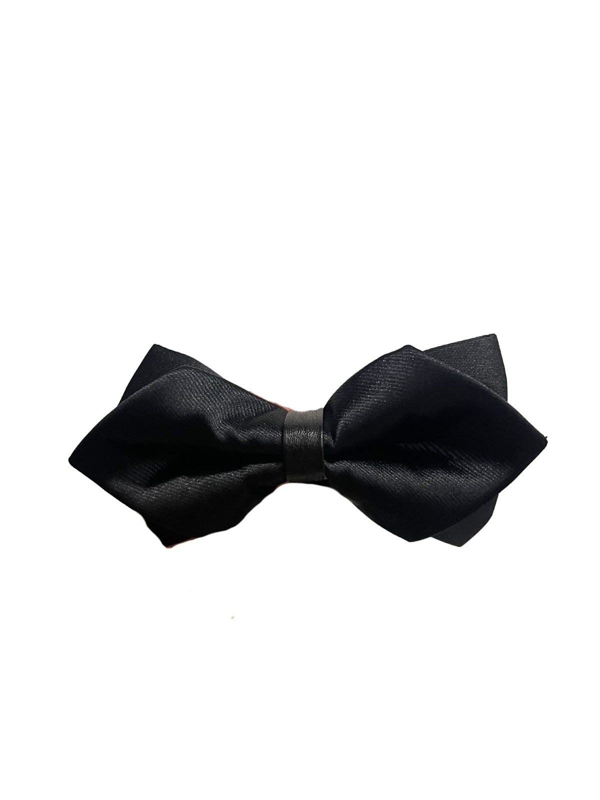 Cassius Black Pointed Bow Tie
