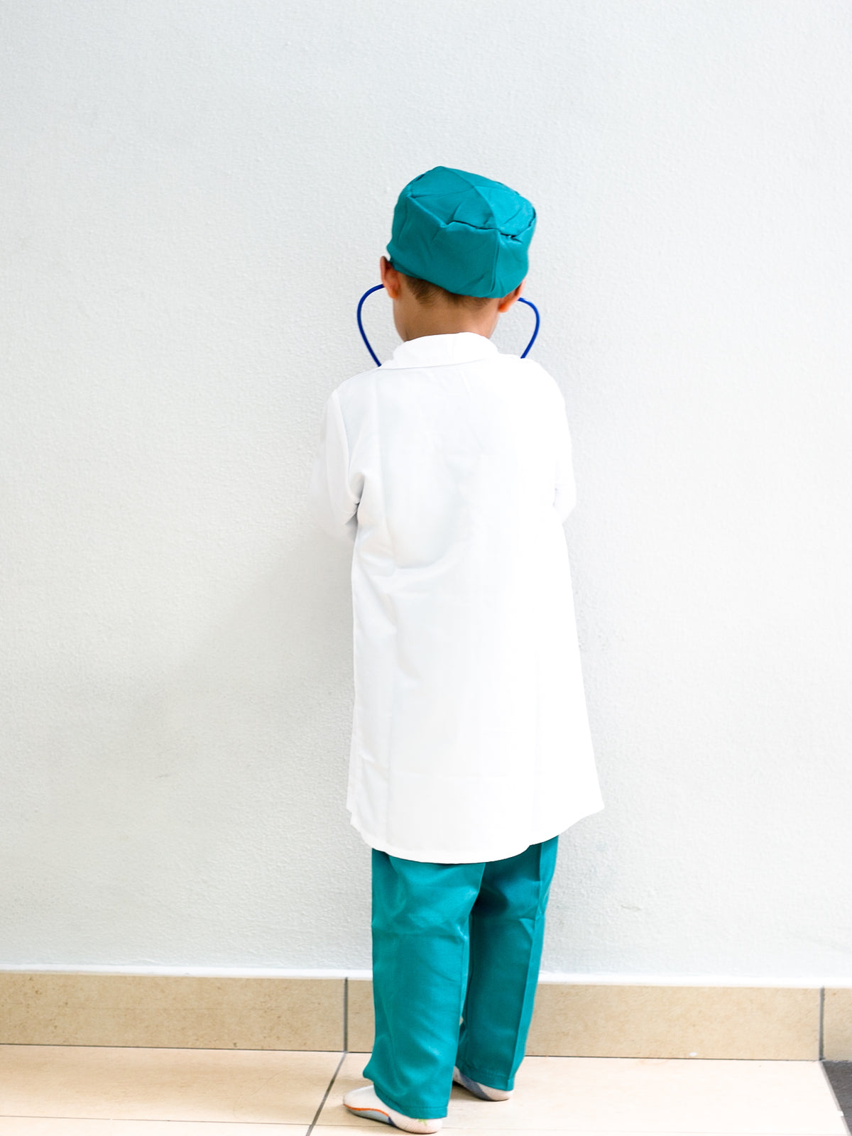 Leith Doctor Costume (Loved)