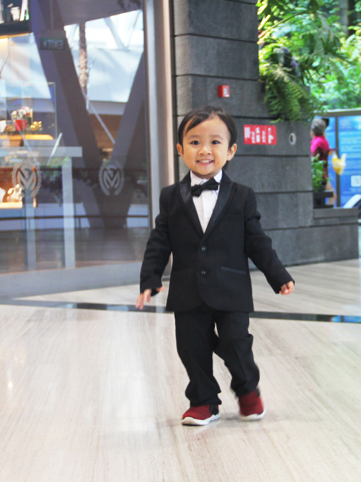 Benjamin Black Tuxedo Suit