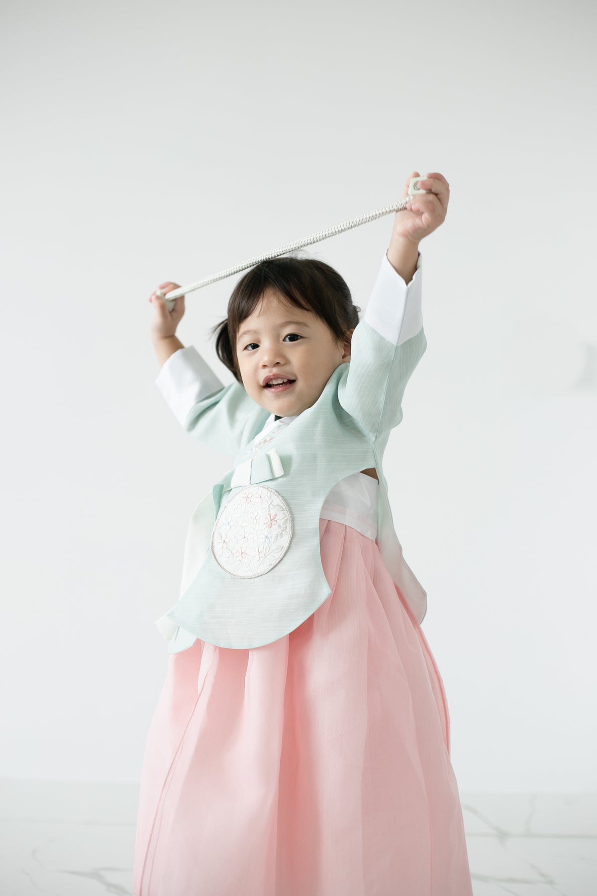 Jiyoo Korean Hanbok (Loved)