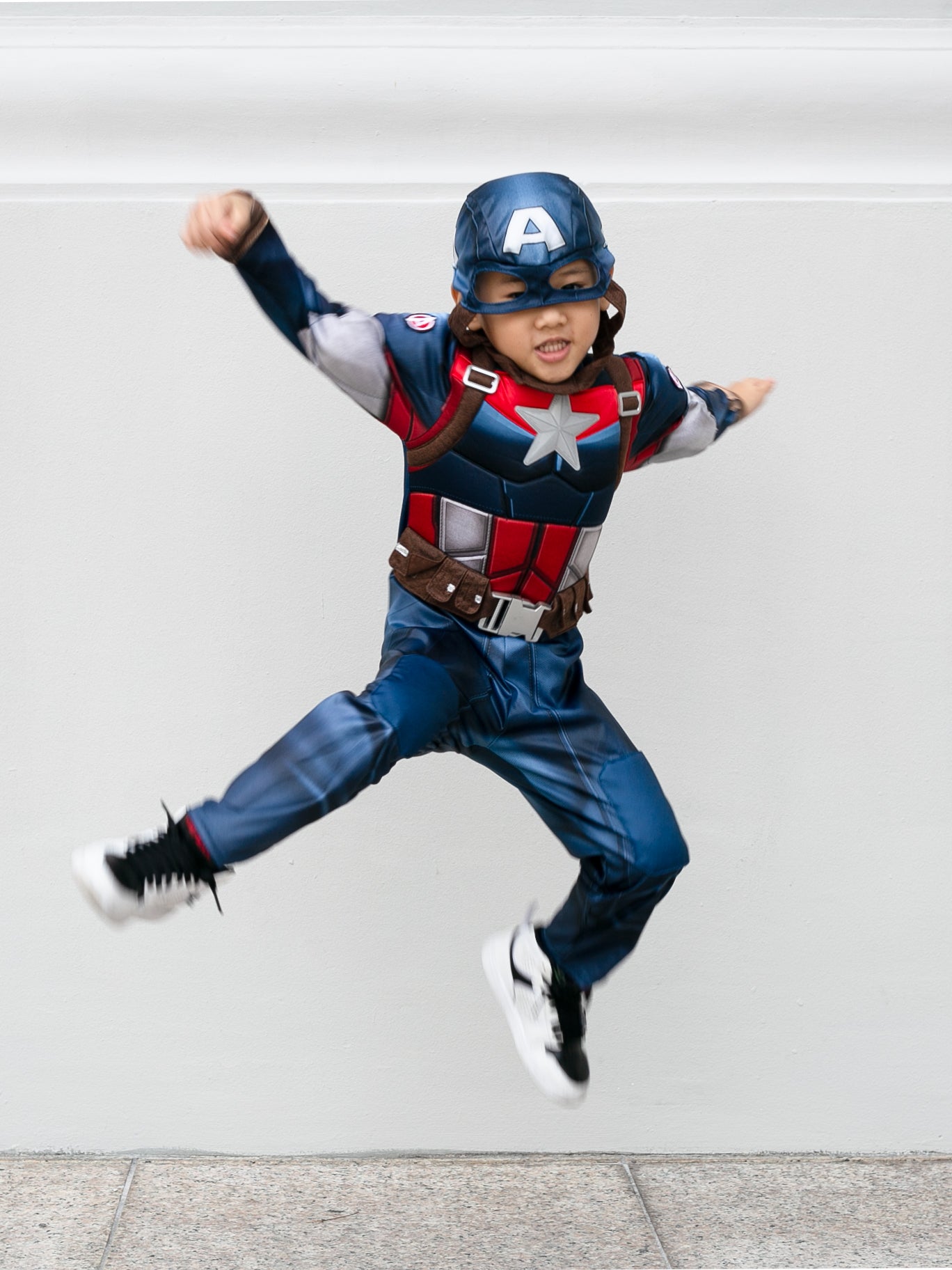 Captain America Costumes for Adults & Kids 