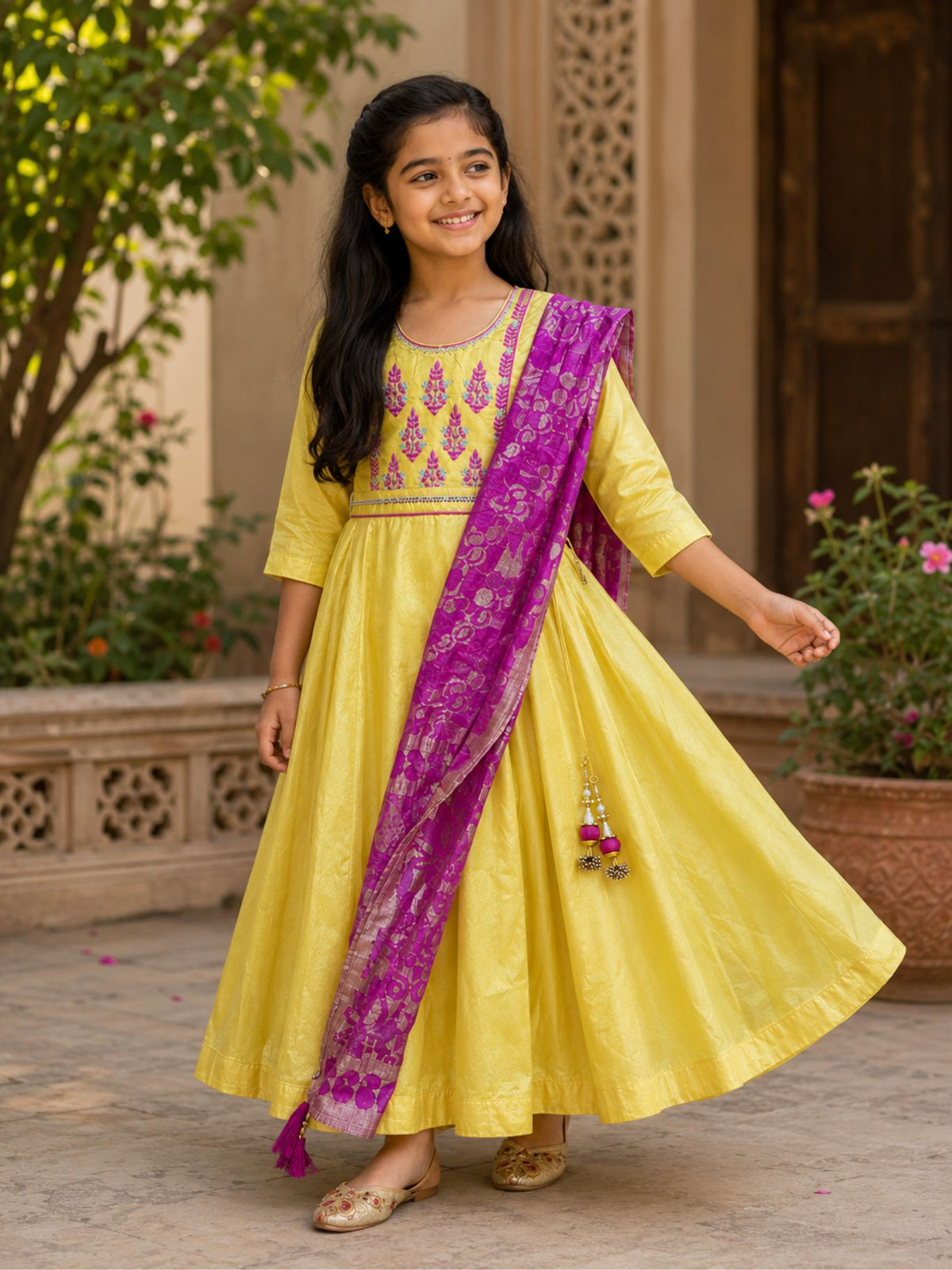 Xallu Indian Costume