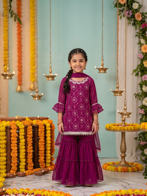 Zoya Indian Costume