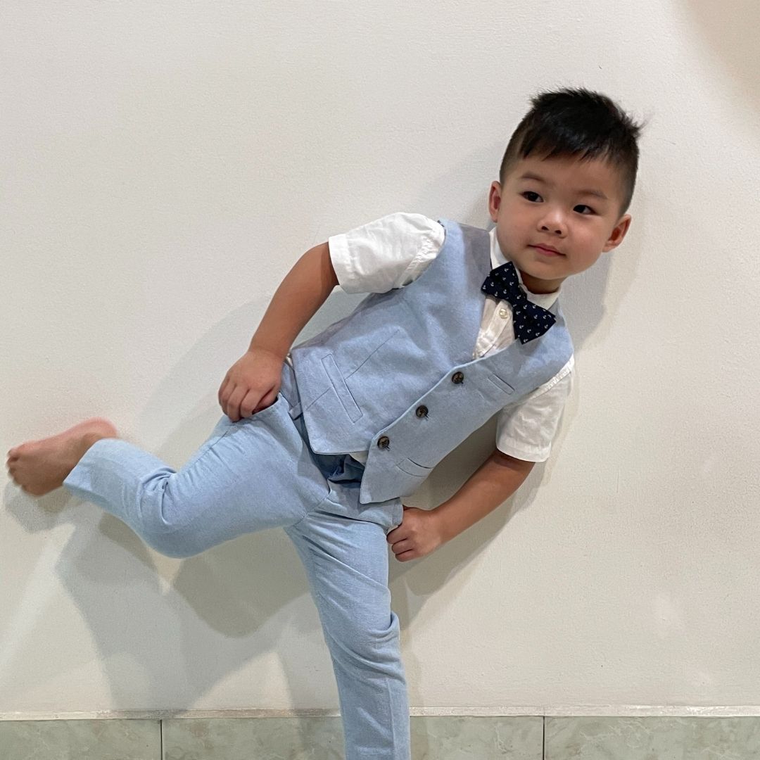 Ulysses Light Blue Vest Suit Set (Loved)