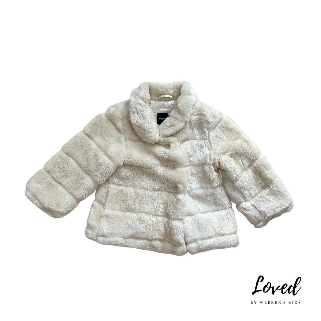 Irma White Furry Coat (Loved)