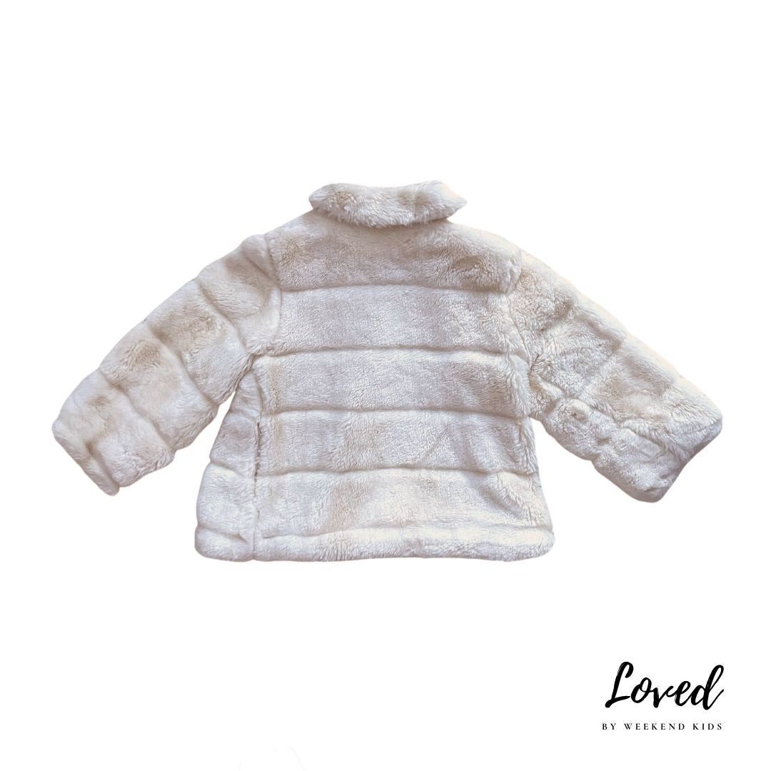 Irma White Furry Coat (Loved)