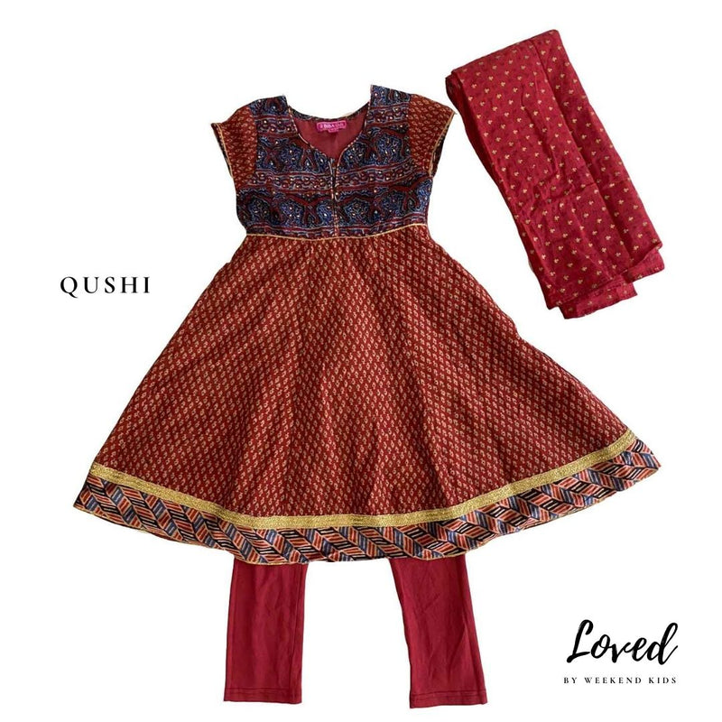 Qushi Indian Costume (Loved)